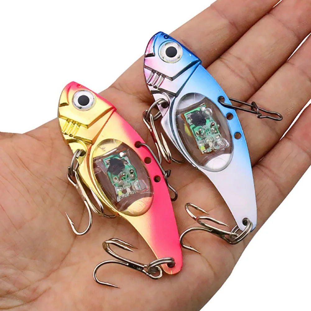 Electronic Fishing Lamp Bait Tackle LED Light Fishing Lure Treble HookFish Lure Light Flashing Lamp(red,blue)