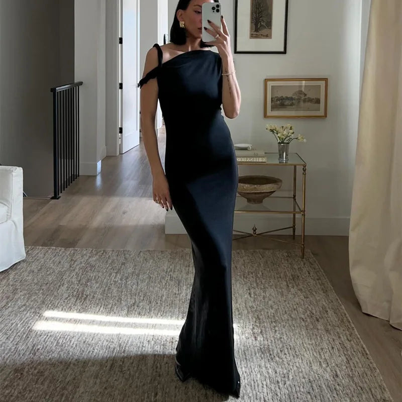 Women's clothing 2025 new fashion trend sexy spicy girl slim fit elegant sloping shoulder dress