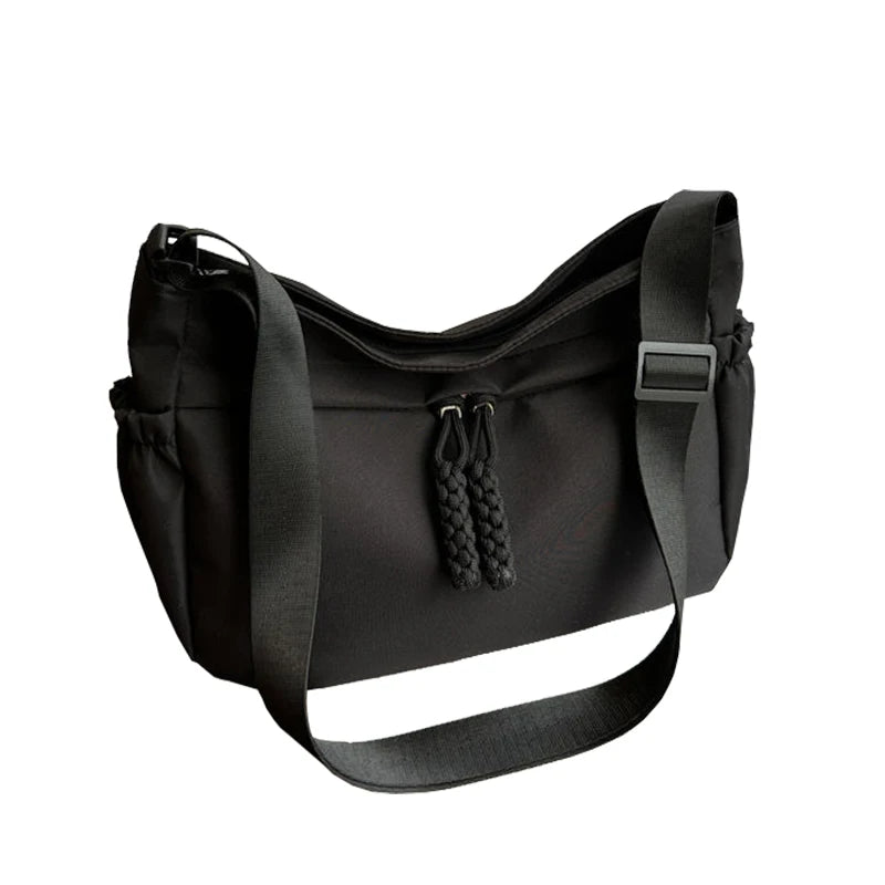 Women's handbag is suitable for daily outings, travel and photography. It has two color shoulder straps and adjustable design.